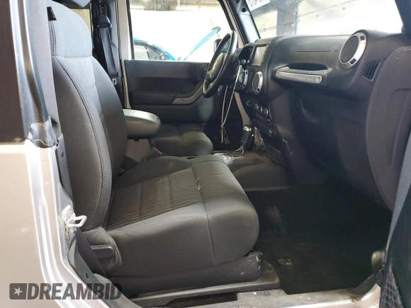 2012 Jeep Wrangler Arctic z VIN 1C4GJWBG2CL237343, wystawiony jako Copart lot #64674015 z przebiegiem 72 750 mil mil oraz Szkoda całkowita • Salvage title. Historia ofert i sprzedaży dostępna na DreamBid. Obrazek 10.