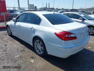 2013 Hyundai Genesis 3.8L with VIN KMHGC4DDXDU238054, listed as a IAAI auction lot 41957297 with 195,383 mi miles. Bid and sale history available at carsss.com. Image 3.