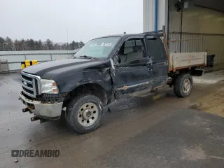 2006 Ford Super Duty F-250 XL with VIN 1FTSX21556EB20172, listed as a Copart auction lot 49632155 with 76,512 mi miles and Salvage Title. Bid and sale history available at carsss.com. Image 1.
