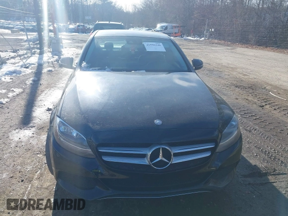 2016 Mercedes-Benz C 300 z VIN 55SWF4JBXGU118910, wystawiony jako IAAI lot #41596246 z przebiegiem 96 835 mil mil oraz . Historia ofert i sprzedaży dostępna na DreamBid. Obrazek 12.