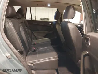 2021 Volkswagen Tiguan SE with VIN 3VV2B7AX6MM077337, listed as a IAAI auction lot 41345637 with 62,989 mi miles. Bid and sale history available at carsss.com. Image 8.