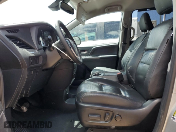 2020 Toyota Sienna SE with VIN 5TDXZ3DC0LS064082, listed as a Copart auction lot 54386855 with 98,253 mi miles and Clean Title. Bid and sale history available at DreamBid. Image 7.