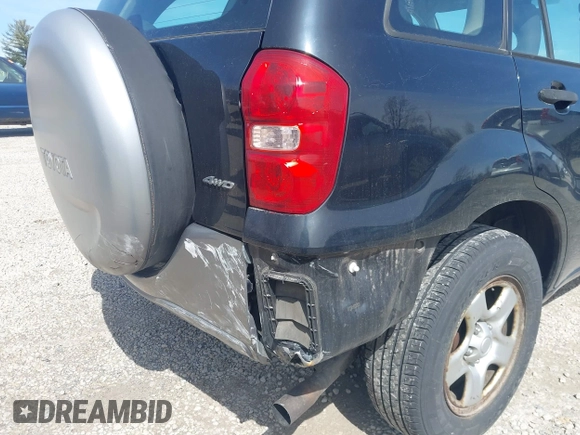 2005 Toyota RAV4 with VIN JTEHD20V450074717, listed as a IAAI auction lot 41856974 with 121,843 mi miles. Bid and sale history available at carsss.com. Image 6.
