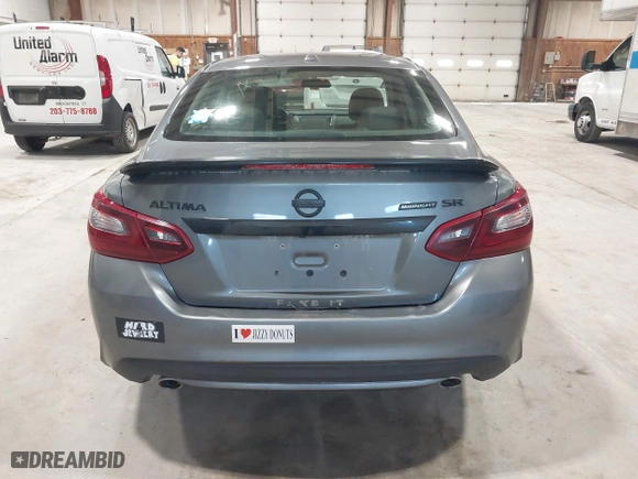 2018 Nissan Altima 2.5 SV with VIN 1N4AL3AP5JC470135, listed as a IAAI auction lot 41801045 with 122,452 mi miles. Bid and sale history available at carsss.com. Image 16.