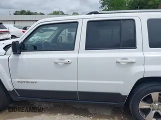 2016 Jeep Patriot Latitude with VIN 1C4NJPFA9GD682004, listed as a IAAI auction lot 42124310 with 146,396 mi miles and . Bid and sale history available at DreamBid. Image 14.