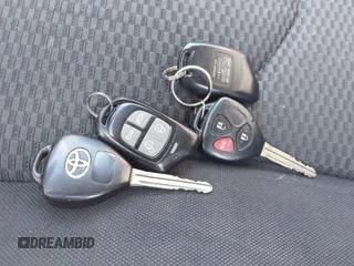 2008 Toyota RAV4 Sport с VIN JTMZK32VX85016863, выставлен на аукционе IAAI как лот 41873217 с пробегом 184 780 миль миль и . История ставок и продаж доступна на DreamBid. Изображение 11.