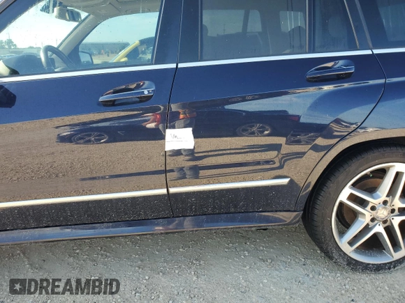 2014 Mercedes-Benz GLK 350 with VIN WDCGG5HB7EG193866, listed as a Copart auction lot 74002604 with 109,746 mi miles and Salvage Title. Bid and sale history available at DreamBid. Image 13.