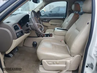 2013 Chevrolet Avalanche LTZ with VIN 3GNMCGE05DG142332, listed as a Copart auction lot 41986565 with 159,086 mi miles and Salvage Title. Bid and sale history available at carsss.com. Image 7.