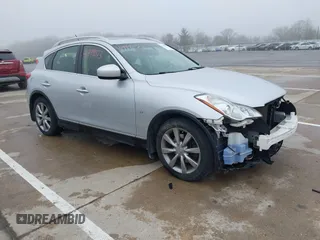 2015 Infiniti QX50 z VIN JN1BJ0HR6FM772516, wystawiony jako IAAI lot #41999873 z przebiegiem 100 673 mil mil oraz . Historia ofert i sprzedaży dostępna na DreamBid. Obrazek 1.