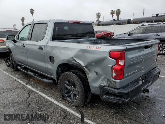 2024 Chevrolet Silverado 1500 Custom Trail Boss with VIN 3GCPDCEK4RG251868, listed as a Copart auction lot 43393145 with 7,472 mi miles and Salvage Title. Bid and sale history available at carsss.com. Image 2.