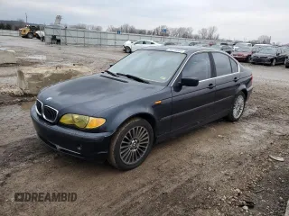 2003 BMW 3 Series 330xi with VIN WBAEW53473PG09534, listed as a Copart auction lot 86310584 with 203,453 mi miles and Clean Title. Bid and sale history available at carsss.com. Image 1.