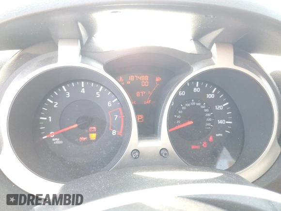 2014 Nissan Juke S with VIN JN8AF5MR6ET352065, listed as a Copart auction lot 57163235 with 187,488 mi miles and Clean title. Bid and sale history available at DreamBid. Image 9.