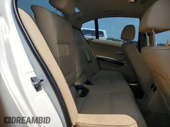2009 BMW 3 Series 328i with VIN WBAPH73559E128710, listed as a Copart auction lot 59274055 with 105,399 mi miles and Salvage title. Bid and sale history available at DreamBid. Image 10.
