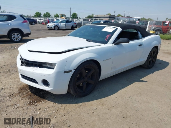 2011 Chevrolet Camaro 1LT z VIN 2G1FB3DDXB9197294, wystawiony jako IAAI lot #42715421 z przebiegiem 100 981 mil mil oraz . Historia ofert i sprzedaży dostępna na DreamBid. Obrazek 17.