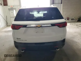 2022 Chevrolet Traverse LT z VIN 1GNEVHKW2NJ105266, wystawiony jako Copart lot #57639415 z przebiegiem 97 798 mil mil oraz Czysty tytuł • Clean title. Historia ofert i sprzedaży dostępna na DreamBid. Obrazek 6.
