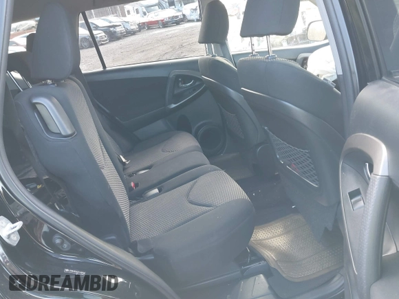 2012 Toyota RAV4 Sport with VIN JTMRK4DV6C5108998, listed as a IAAI auction lot 40942652 with 158,994 mi miles. Bid and sale history available at carsss.com. Image 8.