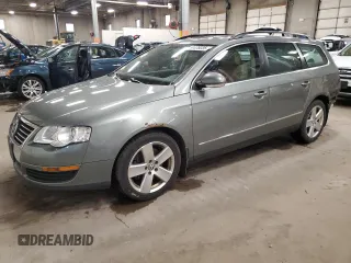 2008 Volkswagen Passat Komfort z VIN WVWLK73C78E083916, wystawiony jako Copart lot #51478035 z przebiegiem 93 946 mil mil oraz Szkoda całkowita • Salvage title. Historia ofert i sprzedaży dostępna na DreamBid. Obrazek 1.