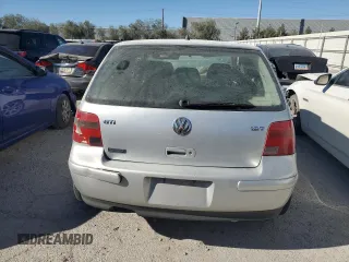 2000 Volkswagen Golf с VIN WVWBC21J3YW112402, выставлен на аукционе Copart как лот 70104574 с пробегом Не указан миль и На запчасти • Non repairable. История ставок и продаж доступна на DreamBid. Изображение 6.