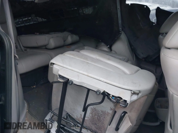 2012 Honda Odyssey Touring with VIN 5FNRL5H98CB089871, listed as a IAAI auction lot 41351447 with 999,999 mi miles. Bid and sale history available at carsss.com. Image 8.