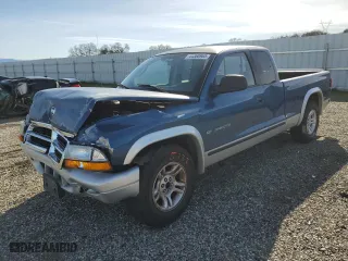 2002 Dodge Dakota SLT with VIN 1B7GL42X32S540179, listed as a Copart auction lot 44360965 with 191,307 mi miles and Salvage Title. Bid and sale history available at carsss.com. Image 1.