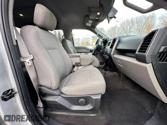 2018 Ford F-150 XL with VIN 1FTEW1EG5JFD16525, listed as a Copart auction lot 52920785 with 202,325 mi miles and Clean Title. Bid and sale history available at carsss.com. Image 5.
