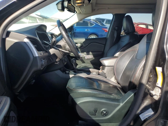 2015 Jeep Cherokee Trailhawk with VIN 1C4PJMBS8FW699319, listed as a Copart auction lot 61612245 with 173,581 mi miles and Clean title. Bid and sale history available at DreamBid. Image 7.