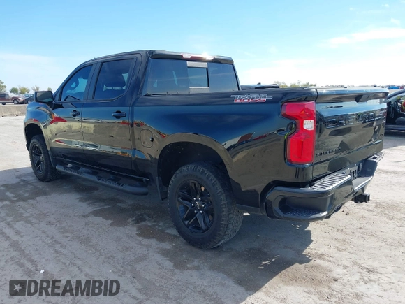 2021 Chevrolet Silverado 1500 LT Trail Boss with VIN 3GCPYFEL5MG150605, listed as a IAAI auction lot 40951452 with 47,577 mi miles and . Bid and sale history available at DreamBid. Image 3.