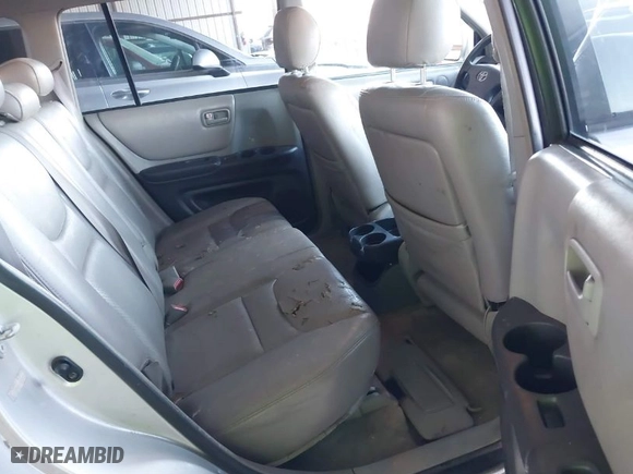 2001 Toyota Highlander with VIN JTEGF21A410019289, listed as a IAAI auction lot 41397643 with 187,882 mi miles. Bid and sale history available at carsss.com. Image 8.