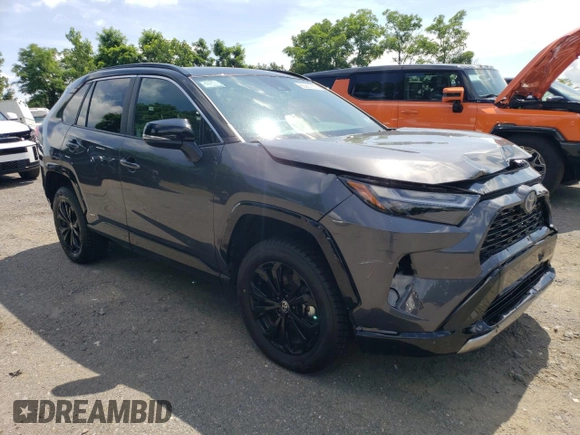 2024 Toyota RAV4 Hybrid XSE with VIN 2T3E6RFV5RW071652, listed as a Copart auction lot 63261855 with 16,112 mi miles and Clean title. Bid and sale history available at DreamBid. Image 4.