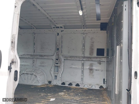 2014 Ram ProMaster Cargo Van with VIN 3C6TRVAG9EE107419, listed as a IAAI auction lot 42078927 with 324,702 mi miles. Bid and sale history available at carsss.com. Image 8.