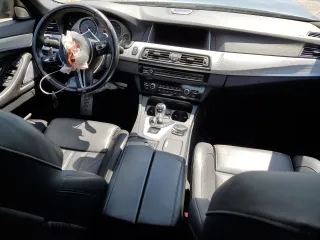 2015 BMW M5 with VIN WBSFV9C55FD595221, listed as a Copart auction lot 56251524 with 38,648 mi miles and Salvage Title. Bid and sale history available at carsss.com. Image 8.