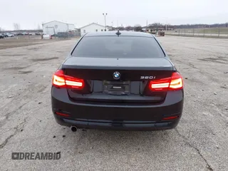 2018 BMW 3 Series 320i with VIN WBA8E1G56JNU91008, listed as a IAAI auction lot 41247490 with 57,434 mi miles. Bid and sale history available at carsss.com. Image 16.
