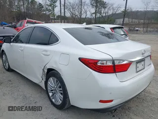 2014 Lexus ES 350 with VIN JTHBK1GG1E2108097, listed as a IAAI auction lot 41718581 with 209,587 mi miles. Bid and sale history available at carsss.com. Image 3.