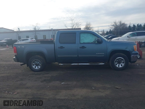 2010 GMC Sierra 1500 with VIN 3GTRKVEAXAG197613, listed as a IAAI auction lot 41198472 with 152,892 mi miles and . Bid and sale history available at DreamBid. Image 13.