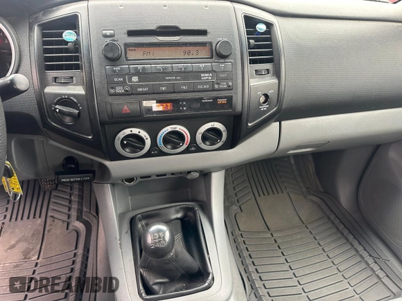 2010 Toyota Tacoma with VIN 5TEUX4EN0AZ720778, listed as a Copart auction lot 49101265 with 106,681 mi miles and Clean Title. Bid and sale history available at carsss.com. Image 9.