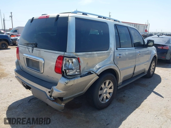 2004 Lincoln Navigator Luxury with VIN 5LMFU28R24LJ07741, listed as a IAAI auction lot 41999357 with 280,761 mi miles and . Bid and sale history available at DreamBid. Image 4.