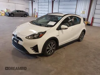 2018 Toyota Prius One with VIN JTDKDTB35J1599642, listed as a IAAI auction lot 42031112 with 58,801 mi miles and . Bid and sale history available at DreamBid. Image 17.