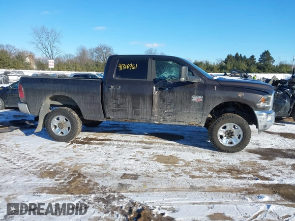 2011 Ram 2500 Big Horn with VIN 3D7UT2CL8BG561433, listed as a IAAI auction lot 41316961 with 238,821 mi miles. Bid and sale history available at carsss.com. Image 13.