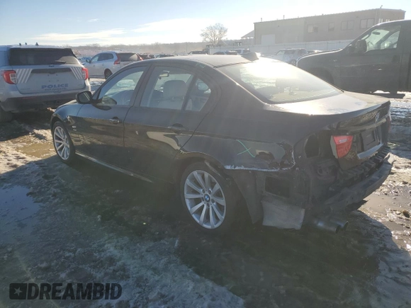 2011 BMW 3 Series 328i xDrive with VIN WBAPK7G52BNN77960, listed as a Copart auction lot 87722225 with 198,179 mi miles and Salvage Title. Bid and sale history available at carsss.com. Image 2.