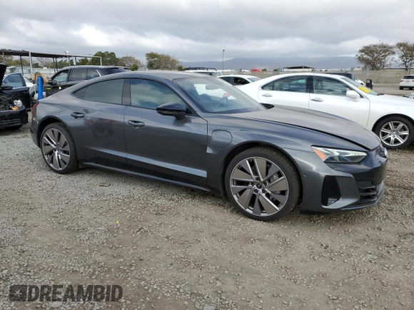 2022 Audi e-tron GT Prestige z VIN WAUEJBFW9N7004649, wystawiony jako Copart lot #45607895 z przebiegiem 29 616 mil mil oraz Szkody całkowita. Historia ofert i sprzedaży dostępna na DreamBid. Obrazek 4.