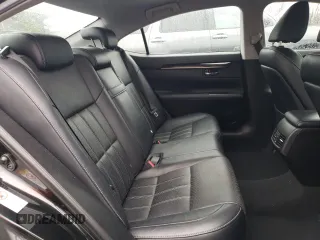 2016 Lexus ES 330 z VIN 58ABK1GG3GU024960, wystawiony jako Copart lot #51942715 z przebiegiem 65 449 mil mil oraz Szkoda całkowita • Salvage title. Historia ofert i sprzedaży dostępna na DreamBid. Obrazek 10.