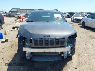 2019 Jeep Cherokee Limited with VIN 1C4PJMDX7KD460830, listed as a IAAI auction lot 41987186 with 118,202 mi miles and . Bid and sale history available at DreamBid. Image 13.
