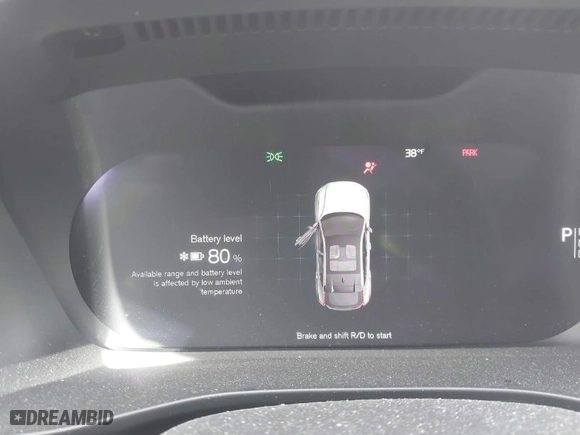2023 Volvo C40 Recharge Pure Electric Ultimate with VIN YV4ED3GM1P2056366, listed as a IAAI auction lot 41748881 with 18,462 mi miles. Bid and sale history available at carsss.com. Image 17.