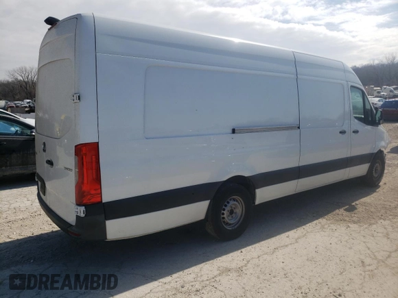 2021 Mercedes-Benz Sprinter with VIN W1Y4EDHY1MT059255, listed as a Copart auction lot 44941404 with 350,725 mi miles and Salvage Title. Bid and sale history available at DreamBid. Image 3.