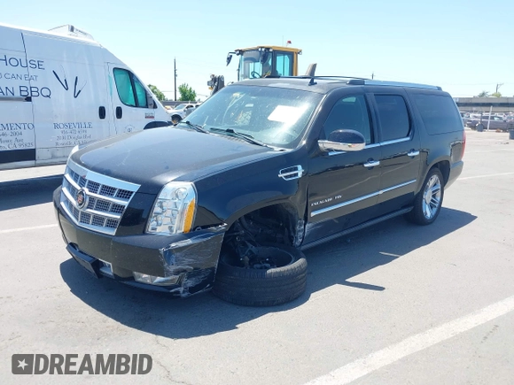 2014 Cadillac Escalade ESV Platinum z VIN 1GYS3KEF5ER161787, wystawiony jako IAAI lot #42358806 z przebiegiem 120 317 mil mil oraz . Historia ofert i sprzedaży dostępna na DreamBid. Obrazek 6.
