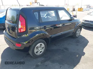 2012 Kia Soul with VIN KNDJT2A52C7743482, listed as a IAAI auction lot 41953108 with 116,188 mi miles. Bid and sale history available at carsss.com. Image 4.