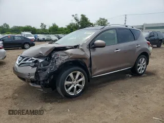 2014 Nissan Murano SL z VIN JN8AZ1MWXEW509195, wystawiony jako Copart lot #60332345 z przebiegiem 111 335 mil mil oraz Szkoda całkowita • Salvage title. Historia ofert i sprzedaży dostępna na DreamBid. Obrazek 1.