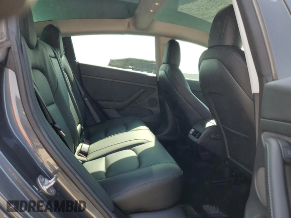 2021 Tesla Model 3 Long Range z VIN 5YJ3E1EB0MF005205, wystawiony jako Copart lot #63552954 z przebiegiem 24 691 mil mil oraz Szkoda całkowita • Salvage title. Historia ofert i sprzedaży dostępna na DreamBid. Obrazek 10.