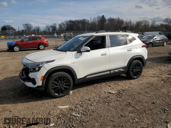 2022 Kia Seltos Nightfall with VIN KNDEUCA22N7300021, listed as a Copart auction lot 51116465 with 36,835 mi miles and Salvage Title. Bid and sale history available at carsss.com. Image 1.