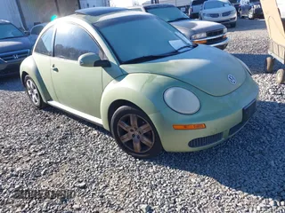 2007 Volkswagen New Beetle Coupe with VIN 3VWRW31C57M519484, listed as a IAAI auction lot 41291687 with 203,516 mi miles. Bid and sale history available at carsss.com. Image 1.